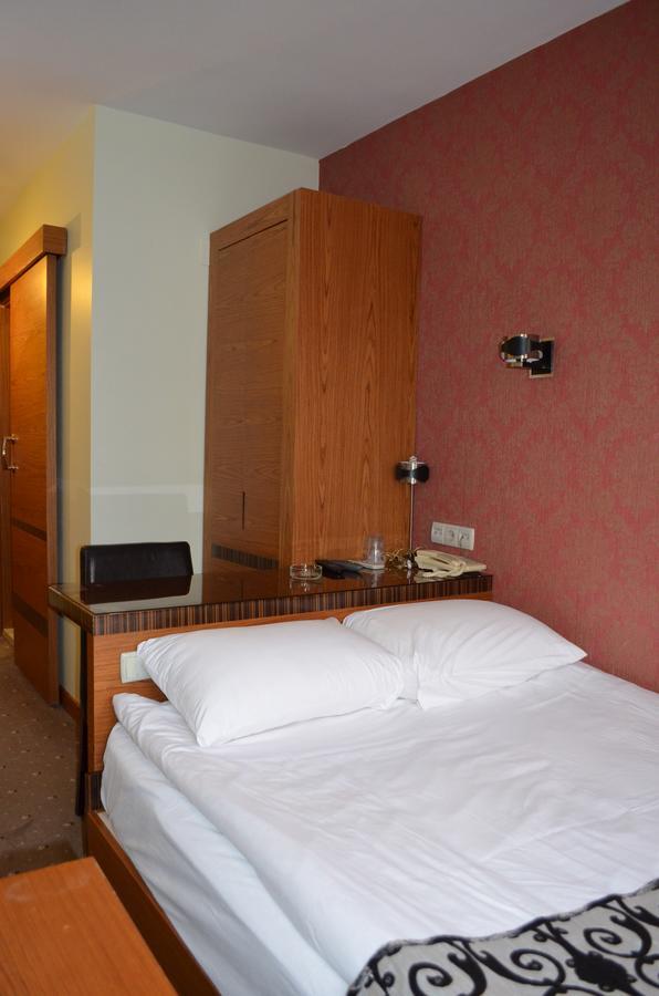 Atlas Otel Бурса Екстериор снимка